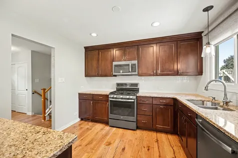 1967 Nottingham Lane Wheaton IL 60189