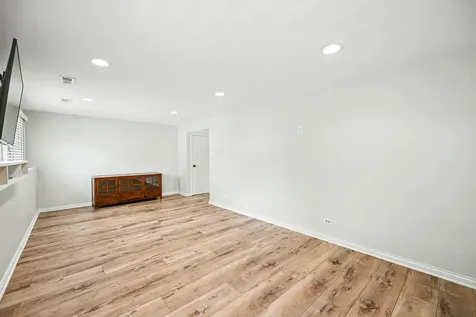 1967 Nottingham Lane Wheaton IL 60189