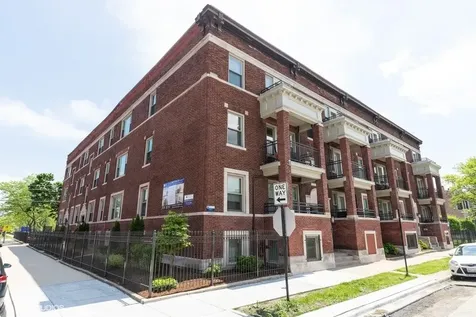 641 East 49th Street Chicago IL 60615