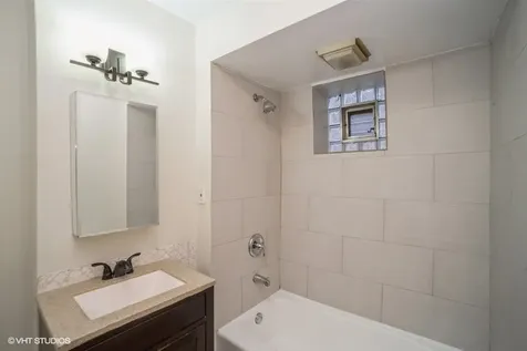 504 West 32nd Street Chicago IL 60616