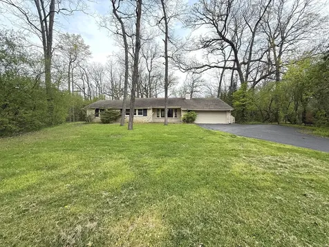 980 Mellody Road Lake Forest IL 60045