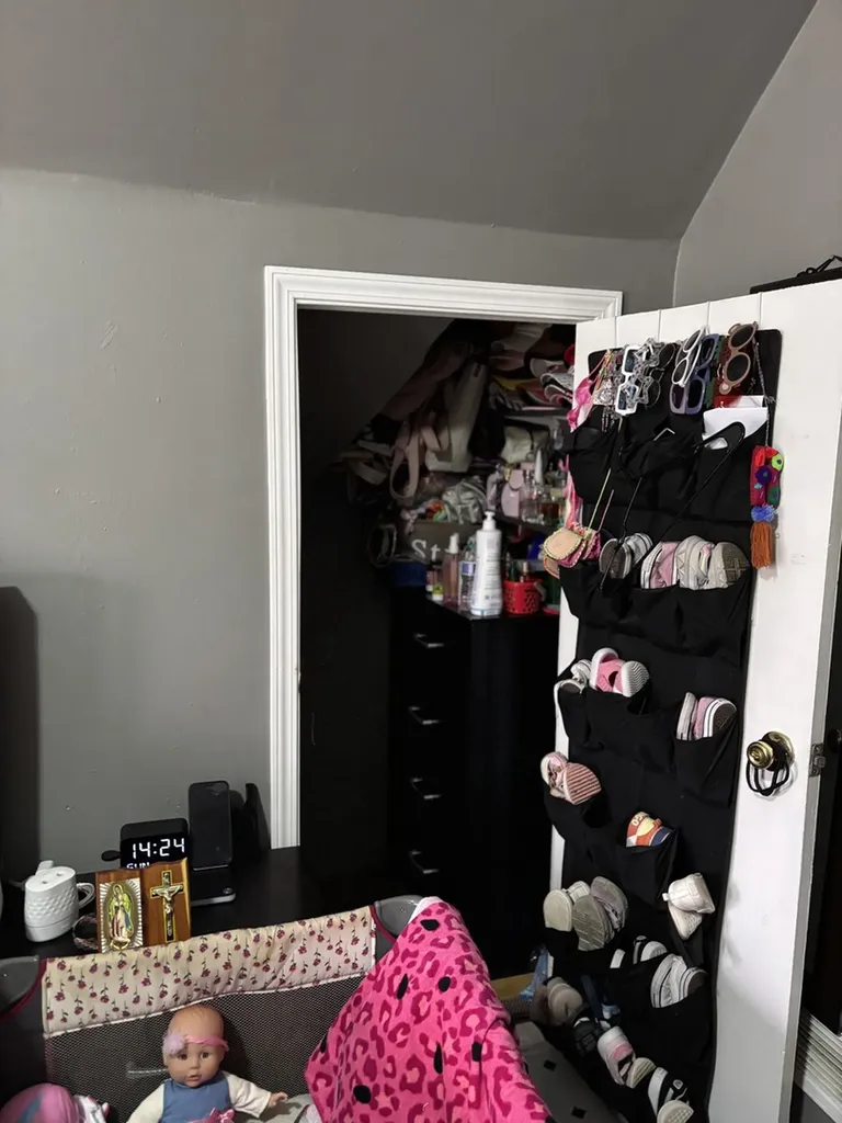 2665 West Medill Avenue Chicago IL 60647