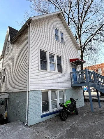 2665 West Medill Avenue Chicago IL 60647