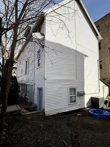 2665 West Medill Avenue Chicago IL 60647