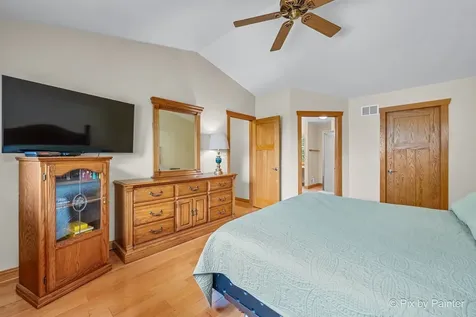 9901 Fox Bluff Lane Spring Grove IL 60081