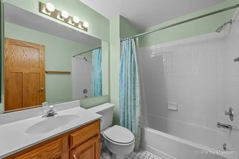 9901 Fox Bluff Lane Spring Grove IL 60081