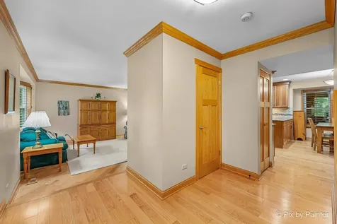 9901 Fox Bluff Lane Spring Grove IL 60081