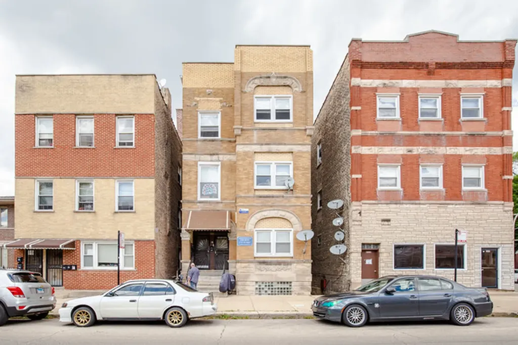 504 West 32nd Street Chicago IL 60616