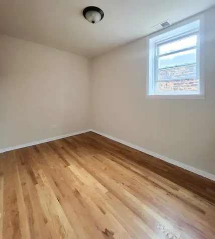 504 West 32nd Street Chicago IL 60616