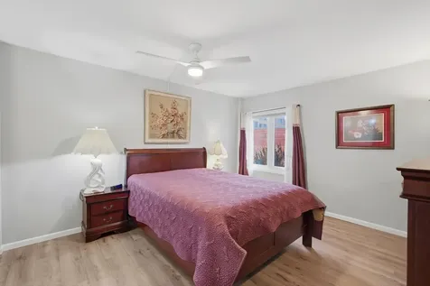 2046 Saint Johns Avenue Highland Park IL 60035
