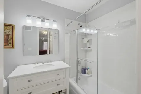 2046 Saint Johns Avenue Highland Park IL 60035