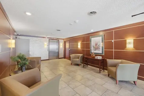 2046 Saint Johns Avenue Highland Park IL 60035