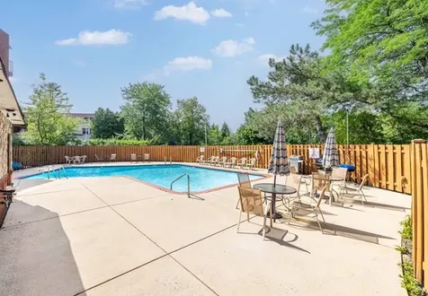 2046 Saint Johns Avenue Highland Park IL 60035
