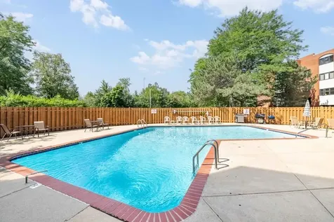 2046 Saint Johns Avenue Highland Park IL 60035