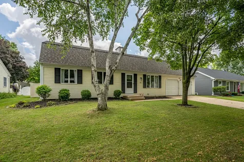 12 Sherwick Road Oswego IL 60543