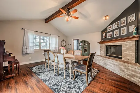12 Sherwick Road Oswego IL 60543