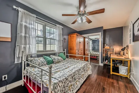 12 Sherwick Road Oswego IL 60543