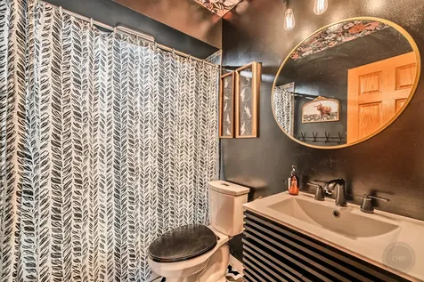 12 Sherwick Road Oswego IL 60543