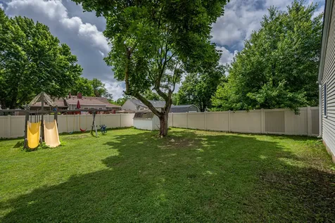 12 Sherwick Road Oswego IL 60543