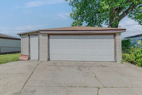 1274 Greenbay Avenue Calumet City IL 60409