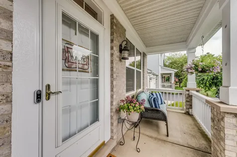263 Sunbury Drive St. Charles IL 60175