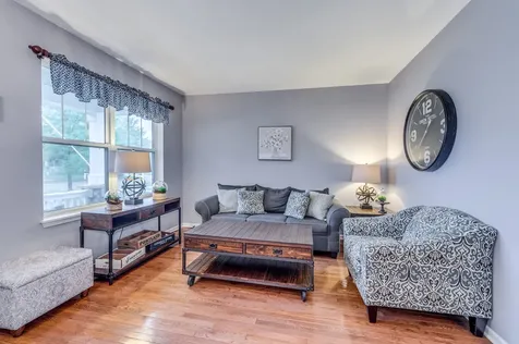 263 Sunbury Drive St. Charles IL 60175