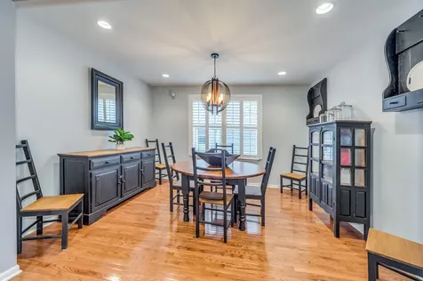 263 Sunbury Drive St. Charles IL 60175
