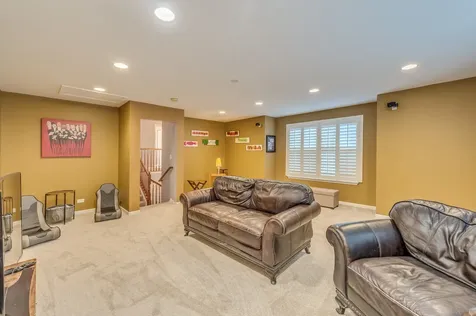 263 Sunbury Drive St. Charles IL 60175