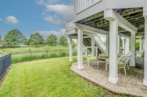 263 Sunbury Drive St. Charles IL 60175