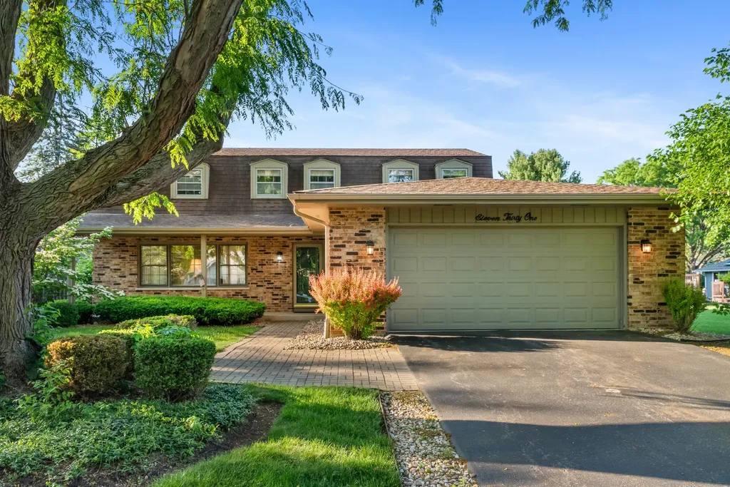 1131 Laureli Circle Naperville IL 60540