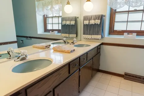 1131 Laureli Circle Naperville IL 60540