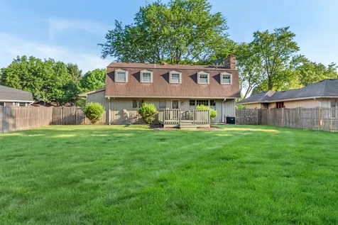 1131 Laureli Circle Naperville IL 60540