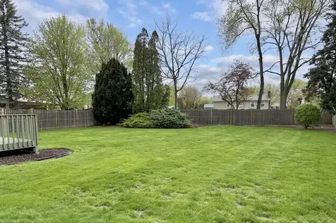 1131 Laureli Circle Naperville IL 60540