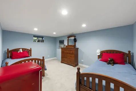 215 8TH Street Downers Grove IL 60515