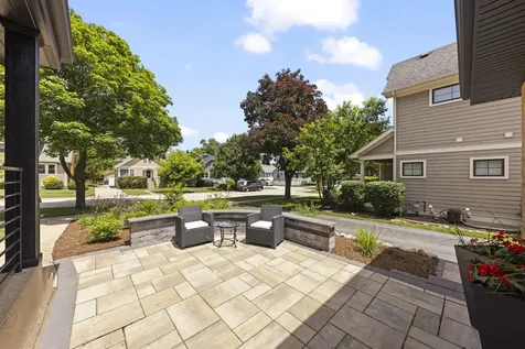215 8TH Street Downers Grove IL 60515