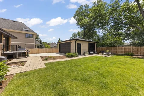 215 8TH Street Downers Grove IL 60515