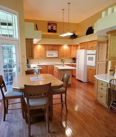 23 Roosevelt Drive East Dubuque IL 61025