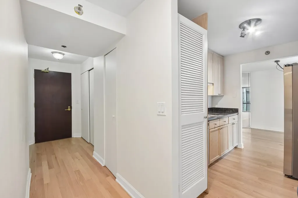195 North Harbor Drive Chicago IL 60601