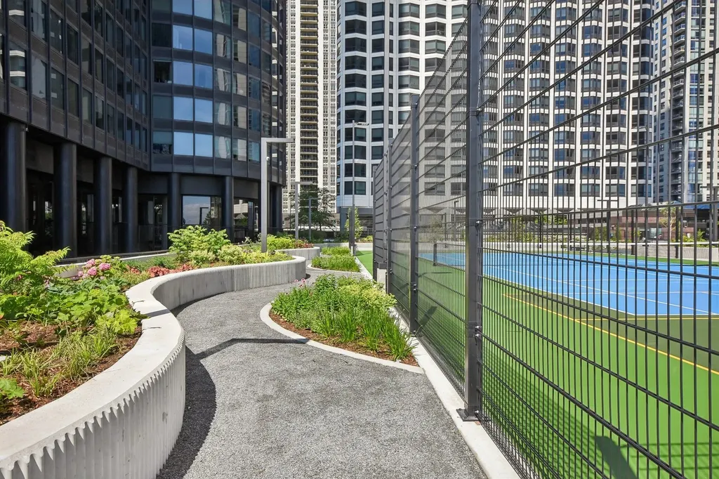 195 North Harbor Drive Chicago IL 60601