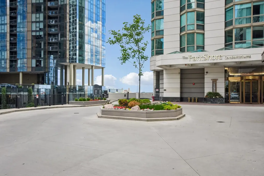 195 North Harbor Drive Chicago IL 60601