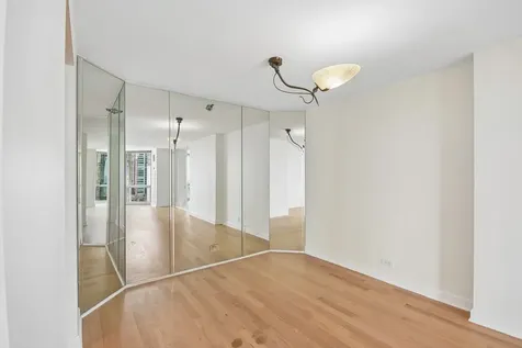 195 North Harbor Drive Chicago IL 60601