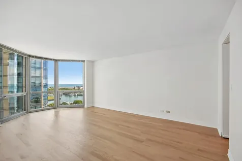 195 North Harbor Drive Chicago IL 60601