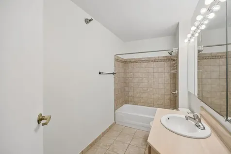 195 North Harbor Drive Chicago IL 60601