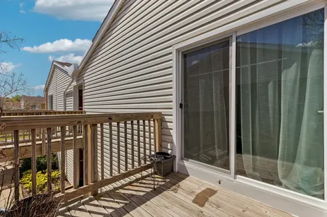 1981 Kenilworth Circle Hoffman Estates IL 60169