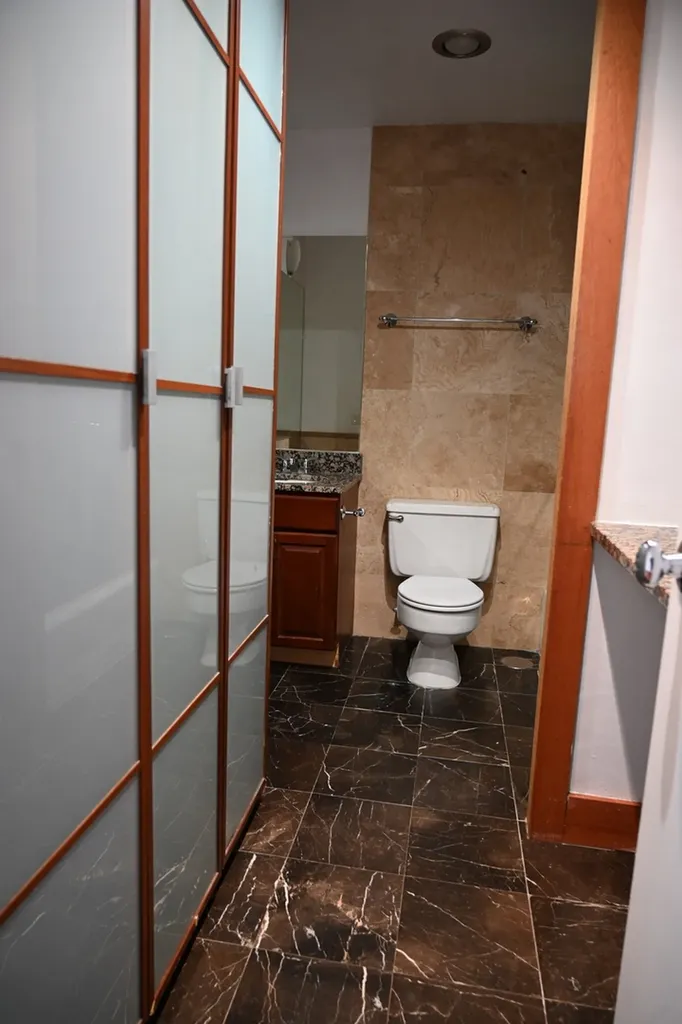 2400 North Lakeview Avenue Chicago IL 60614