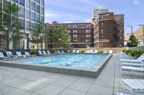 2400 North Lakeview Avenue Chicago IL 60614
