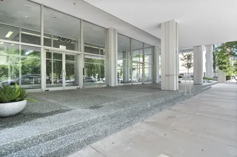 2400 North Lakeview Avenue Chicago IL 60614