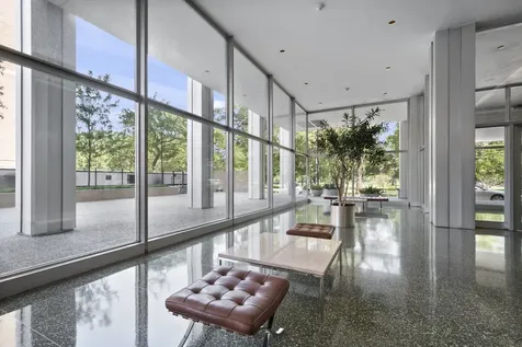 2400 North Lakeview Avenue Chicago IL 60614