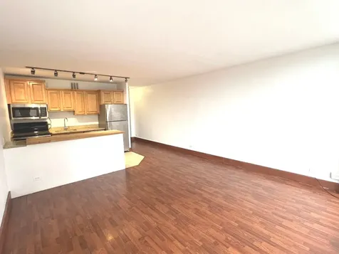 2400 North Lakeview Avenue Chicago IL 60614