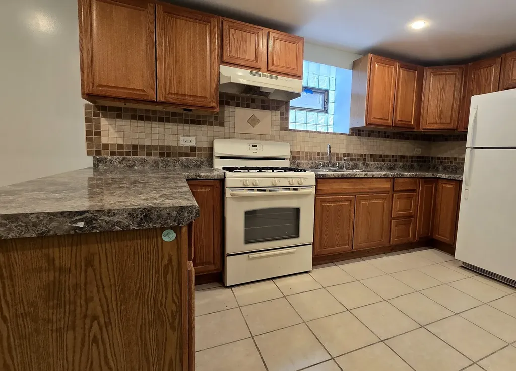 3128 North Keating Avenue E Chicago IL 60641